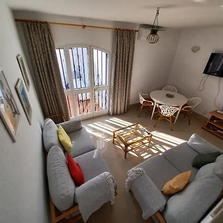 Pinos 20 Menyber Vakantiehuis Nerja